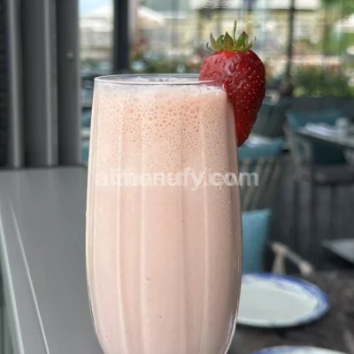 ÇİLEKLİ SMOOTHIE